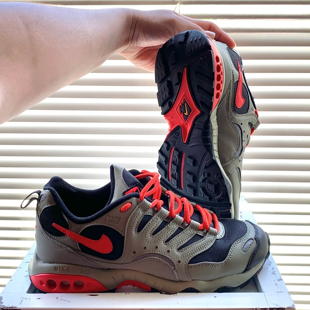 Nike Air Terra Humara 18 'HABANERO' Dark Stucco